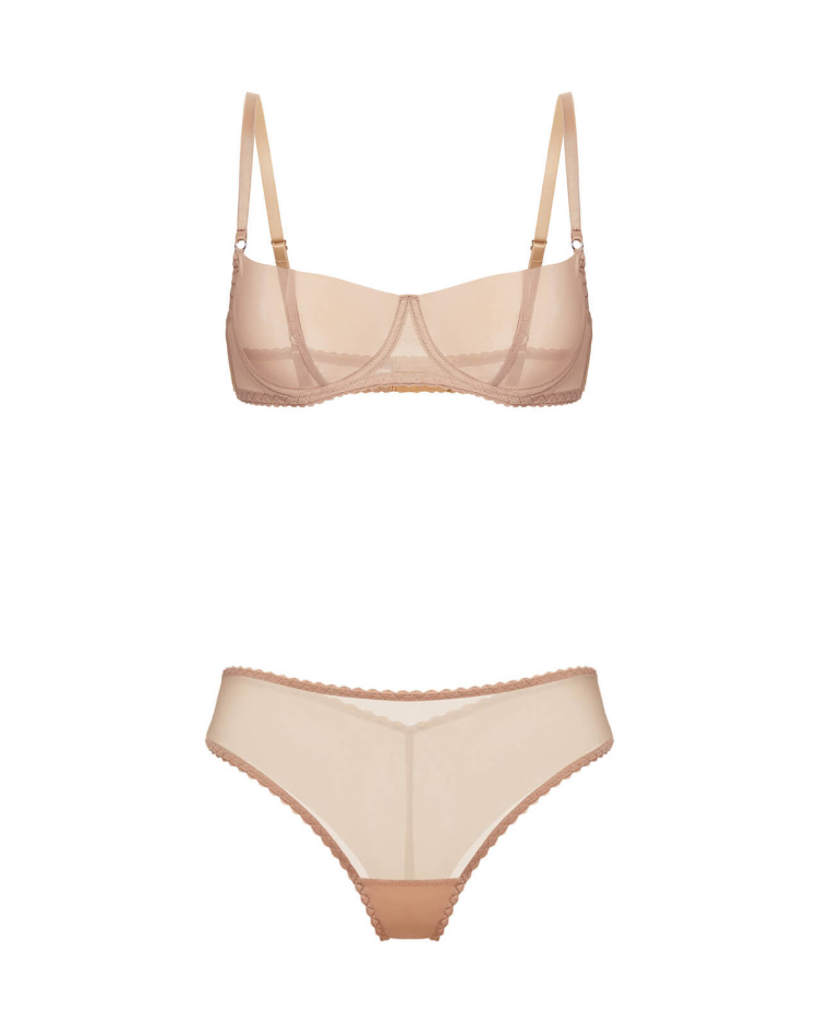 set-brazilian-laconic-nude